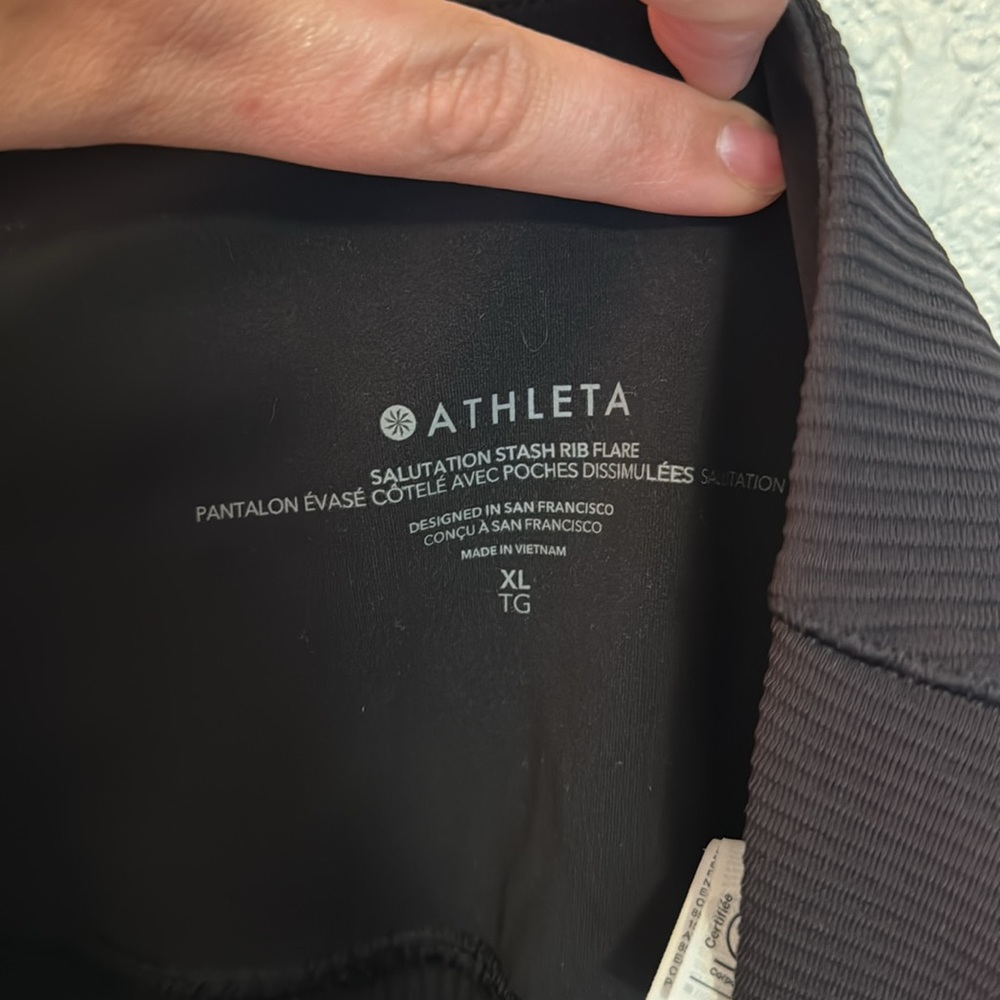 Women's Ribbed Black Flare Leggings - Picture 4 of 4